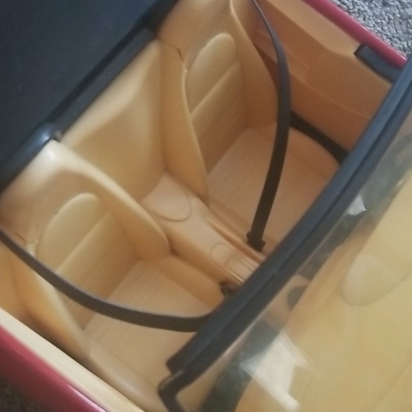 Barbie Porsche Boxster - Picture 3 of 8